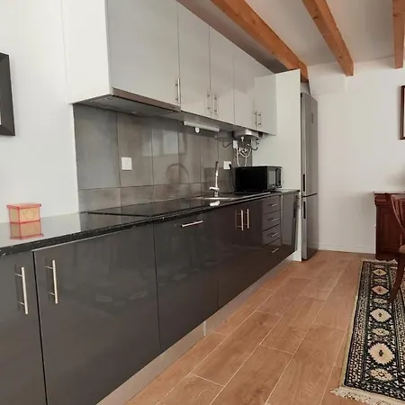 T3 Centro De Com Piscina *