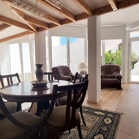 Apartamento T3 Centro De Com Piscina *