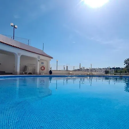 Apartment T3 Centro De Com Piscina Albufeira