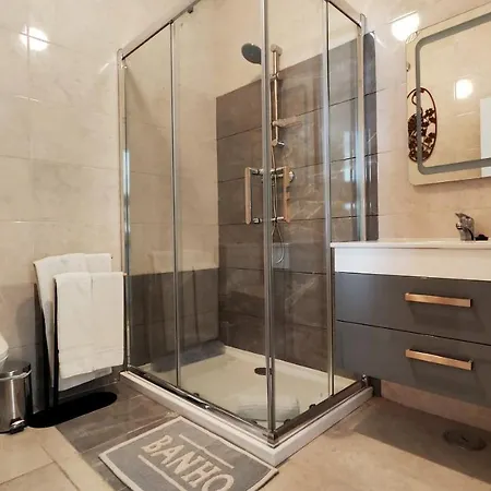 T3 Centro De Com Piscina Albufeira